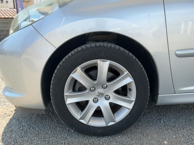 Peugeot 207 1.6 Exclusive 2007 – снимка 3