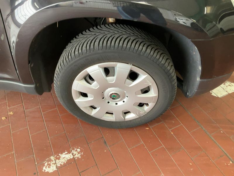 Skoda Yeti 1.2 TSI 2011 – снимка 11