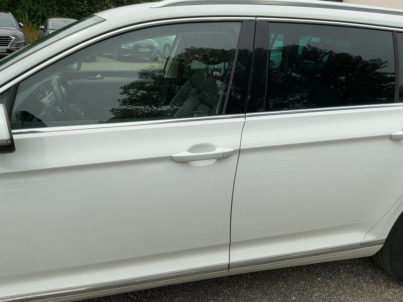 Volkswagen Passat 2.0 TDI Carat BlueMotion Tech — zdjęcie 4