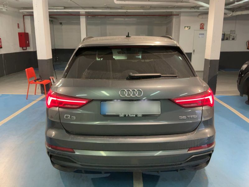 Audi Q3 35 TFSI Black Line — zdjęcie 5