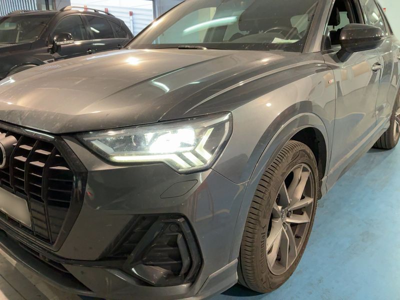 Audi Q3 35 TFSI Black Line — zdjęcie 2