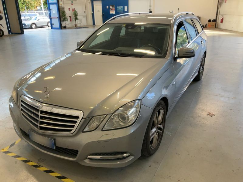 Mercedes-Benz E-Klasse E 220 CDI T BlueEfficiency Avantgarde