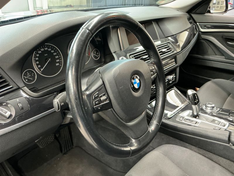BMW 5er 520d 2015 – снимка 27