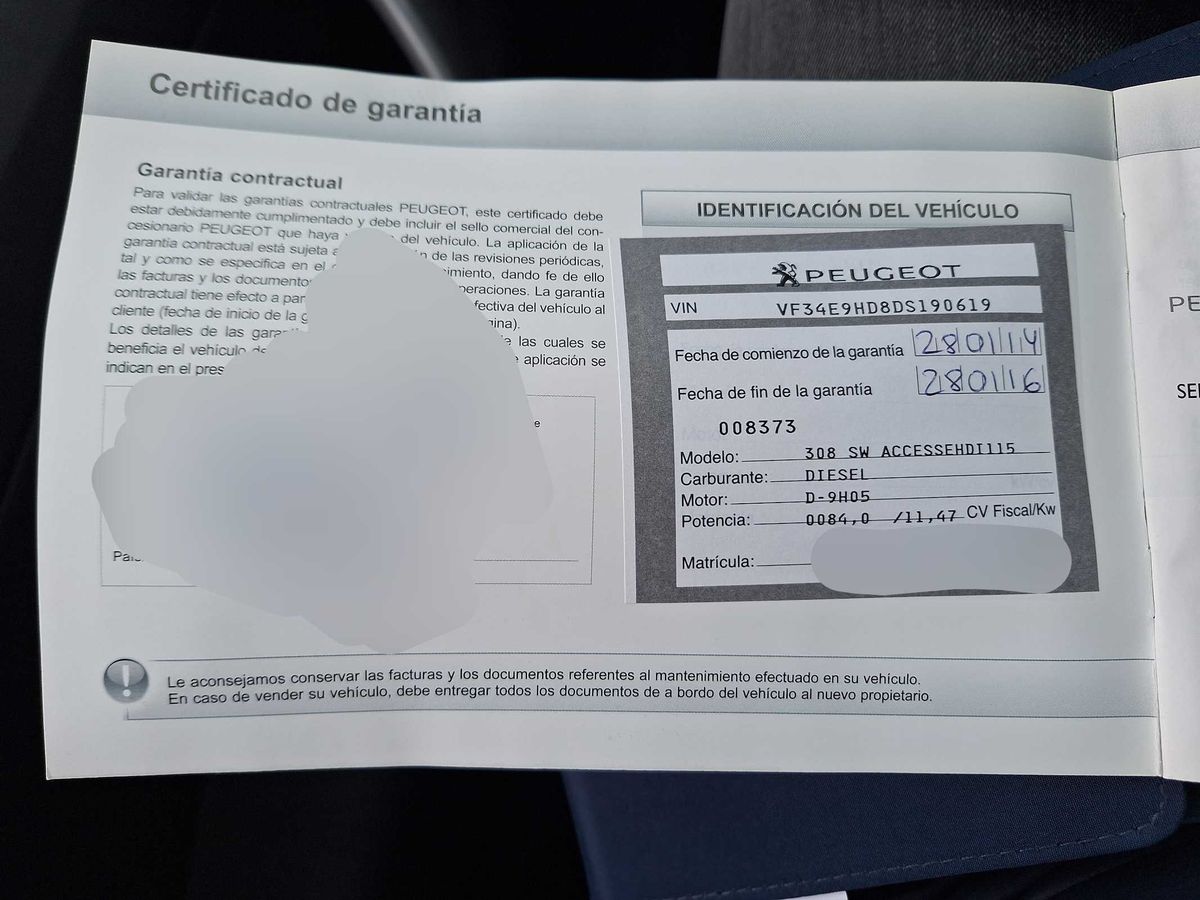 Peugeot 308 2014 — photo 21