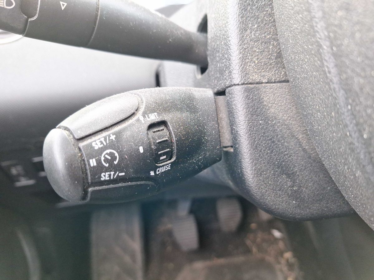 Peugeot 308 2014 — photo 91