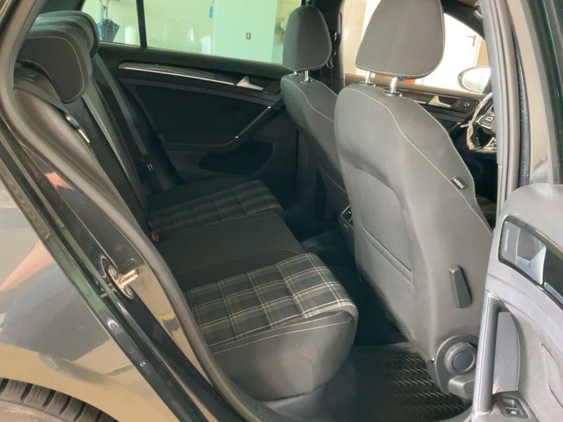 Volkswagen Golf VII 2.0 TDI GTD BlueMotion Tech — zdjęcie 14