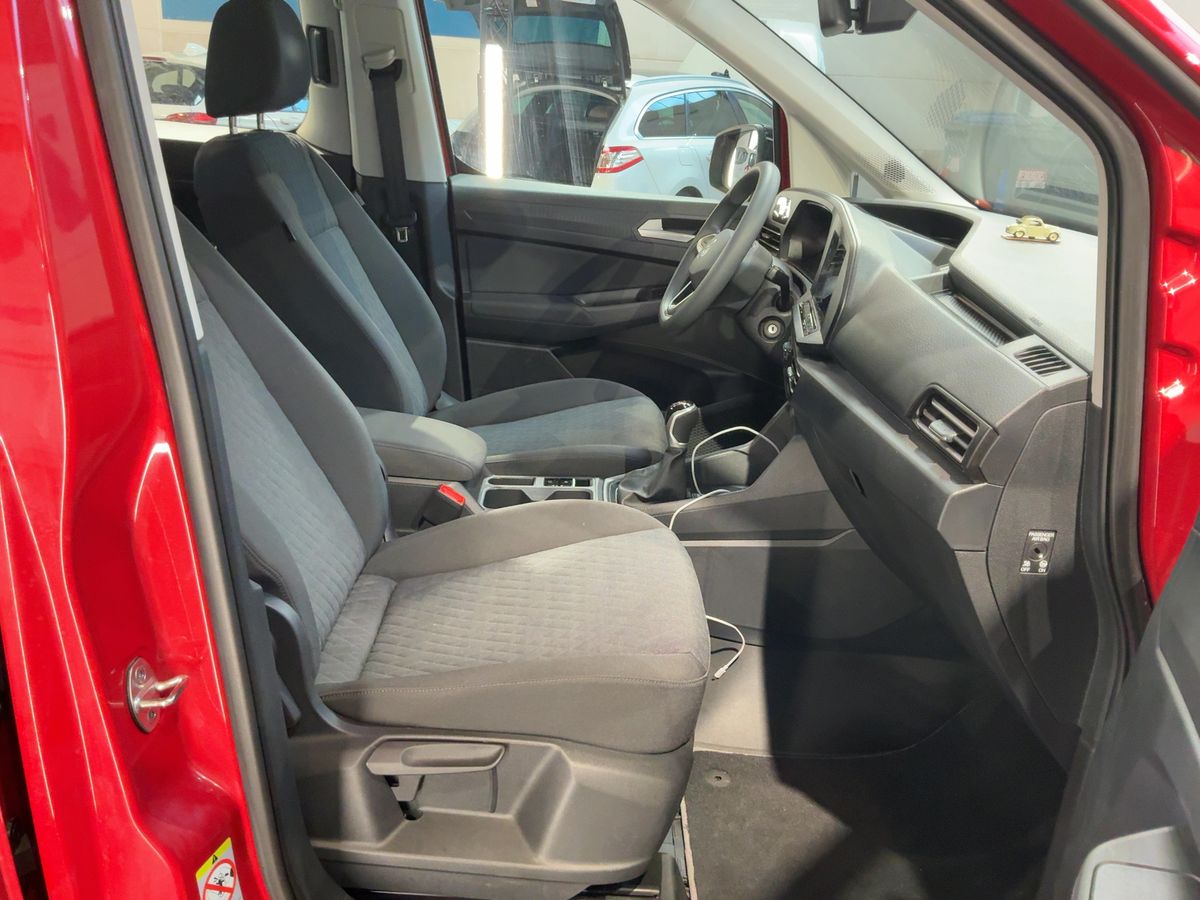 Volkswagen Caddy 2024 — photo 17