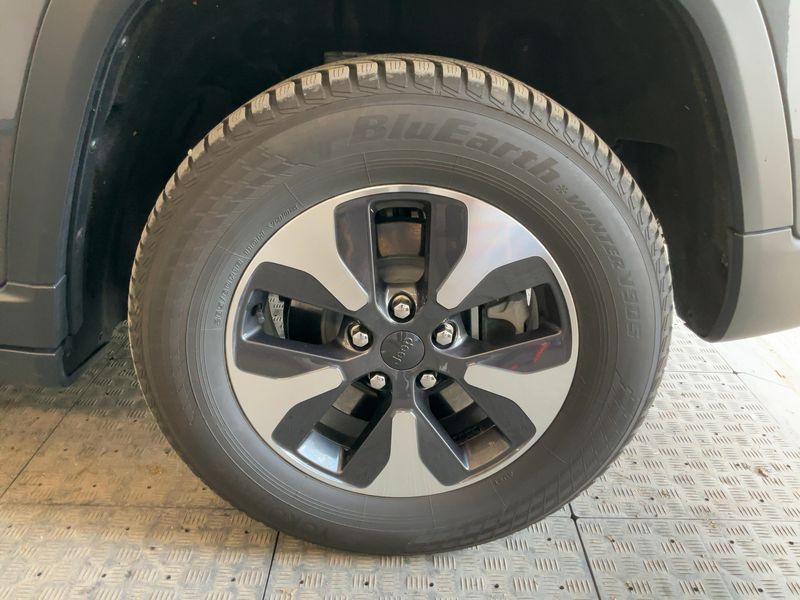 Jeep Grand Cherokee 2.0 4xe Plug-in Hybrid Limited 2023 – снимка 5
