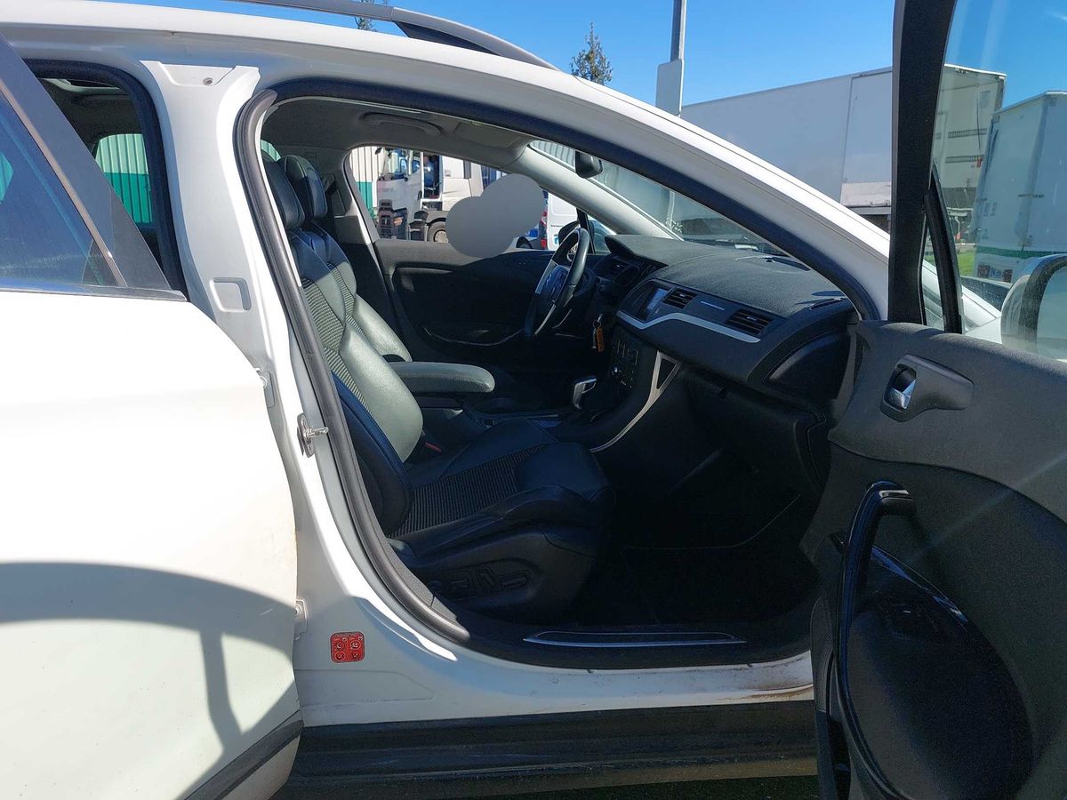 Citroen C5 2015 — photo 11