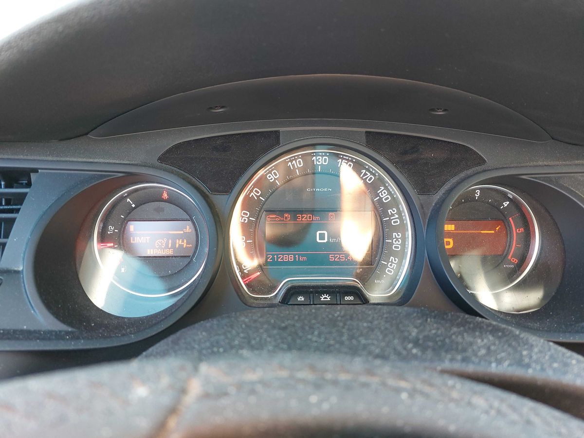Citroen C5 2015 — photo 13