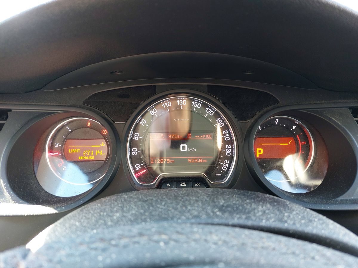 Citroen C5 2015 — photo 26