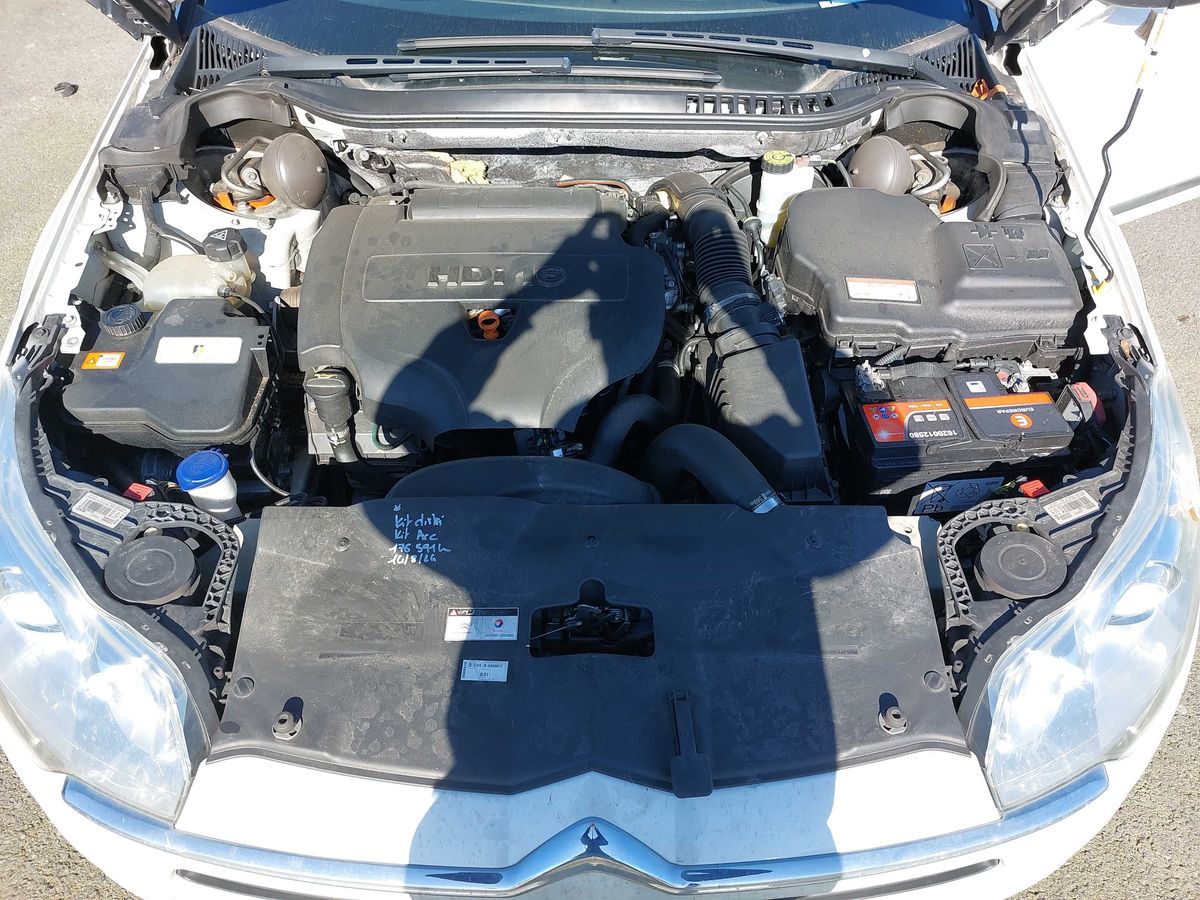 Citroen C5 2015 — photo 9