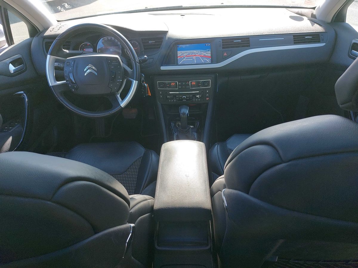 Citroen C5 2015 — photo 12