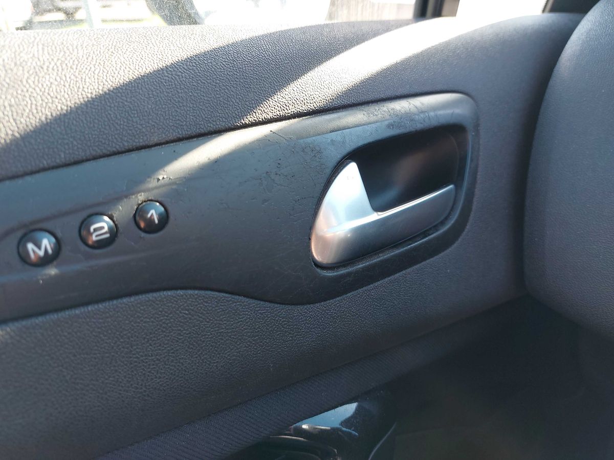Citroen C5 2015 — photo 58