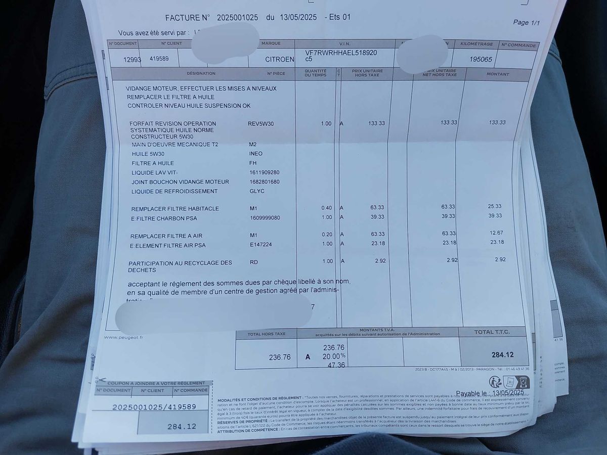 Citroen C5 2015 — photo 22