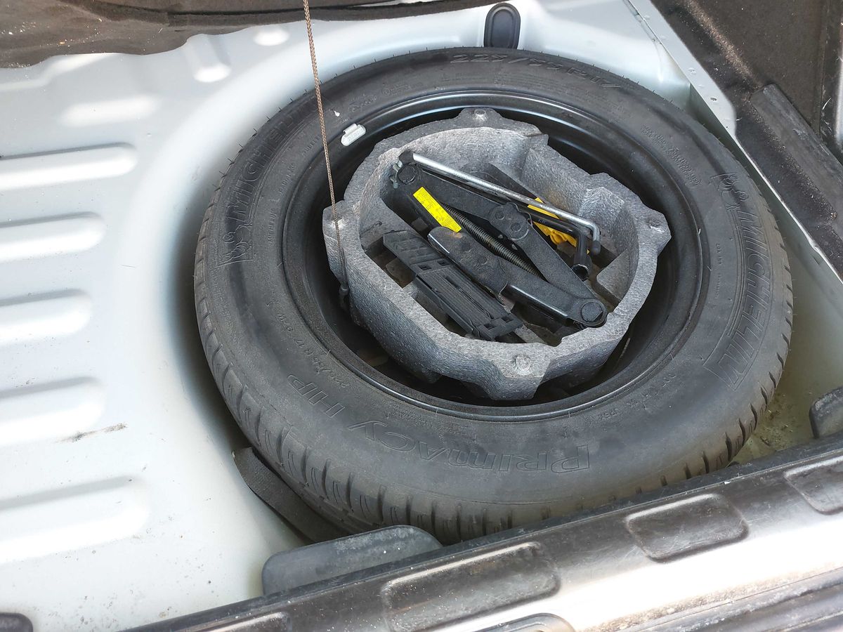 Citroen C5 2015 — photo 36