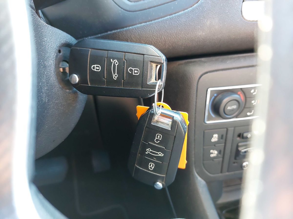 Citroen C5 2015 — photo 32