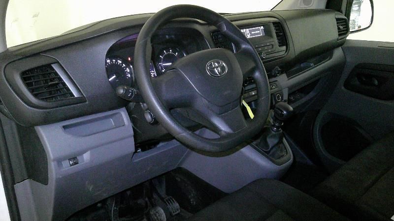 Toyota ProAce 1.5 D-4D Van L1 GX