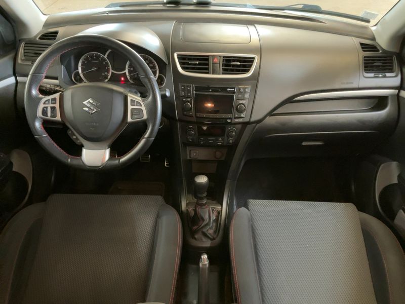 Suzuki Swift 1.6 Sport — zdjęcie 12