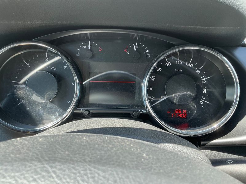 Peugeot 3008 1.6 HDi Allure 2013 – снимка 18