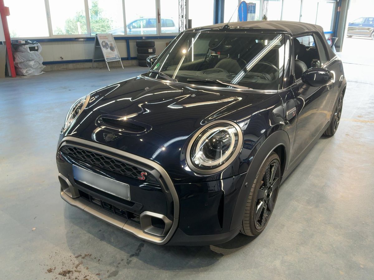 MINI Cabrio 2023