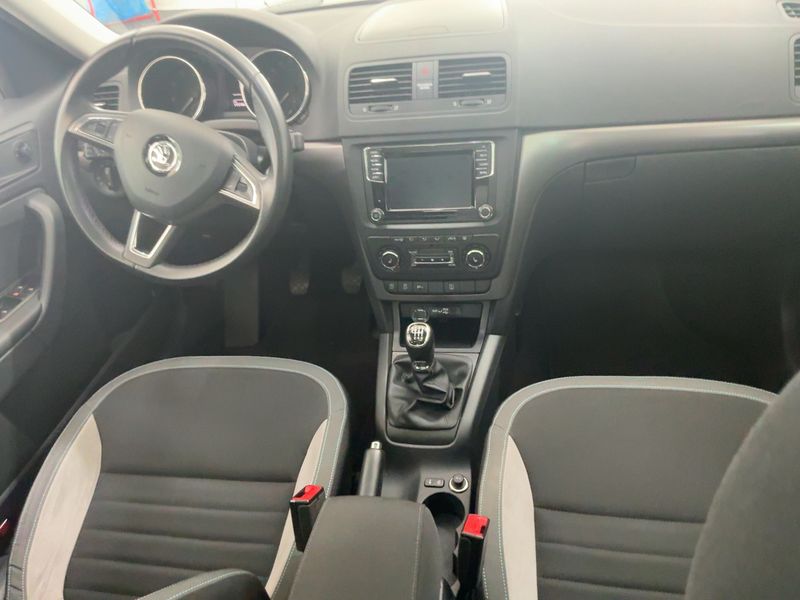 Skoda Yeti 1.4 TSI Joy — zdjęcie 12