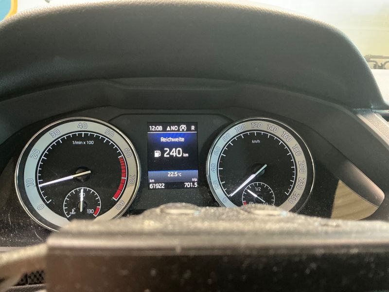 Skoda Superb 2.0 TSI SportLine 4x4 — zdjęcie 13