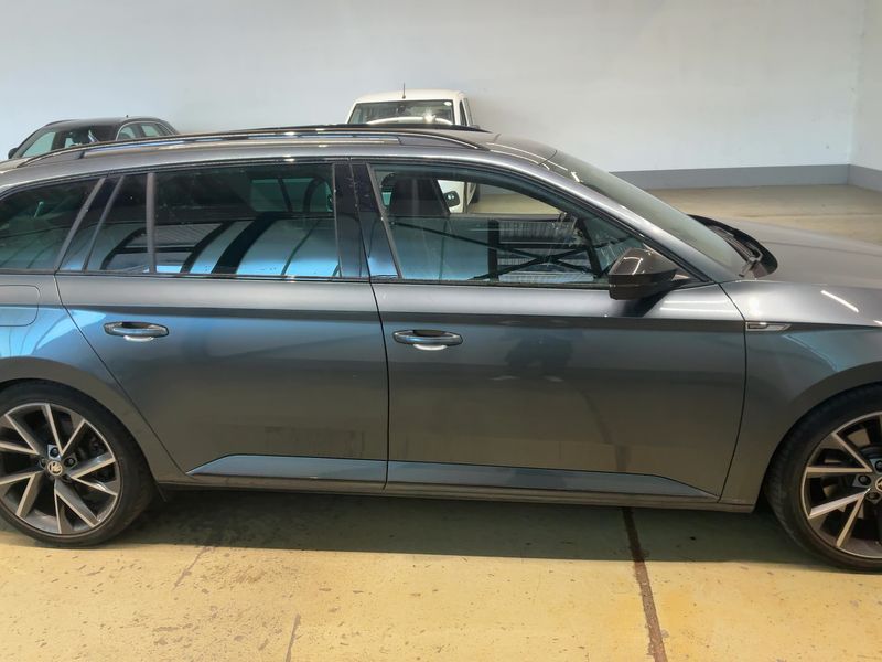 Skoda Superb 2.0 TSI SportLine 4x4 — zdjęcie 7