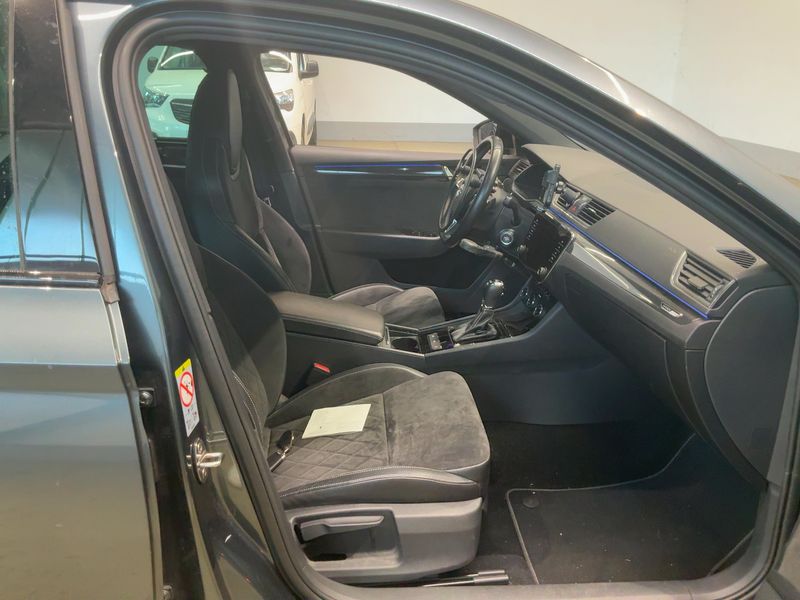 Skoda Superb 2.0 TSI SportLine 4x4 — zdjęcie 11