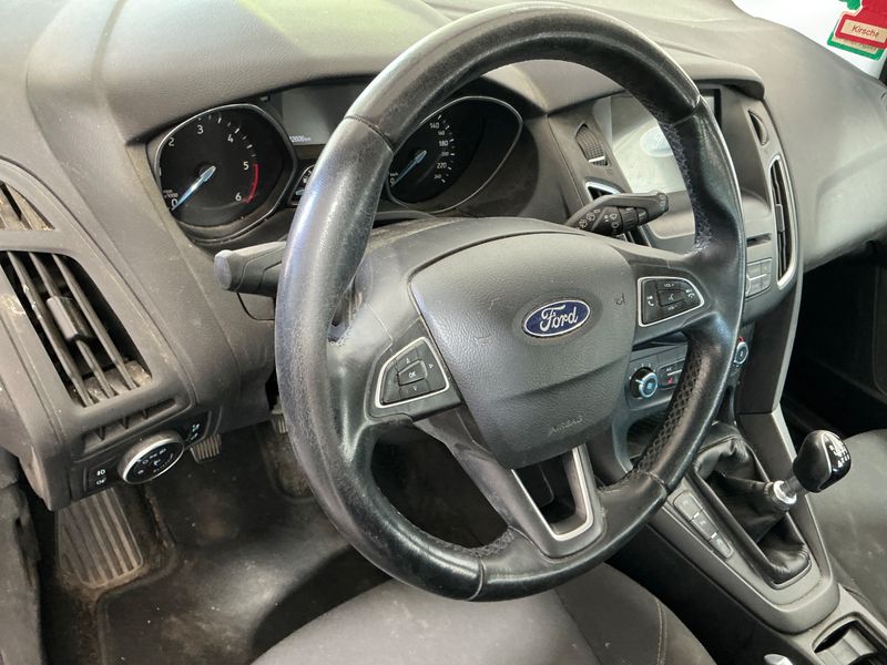 Ford Focus 1.5 TDCi Trend 2017 – снимка 25