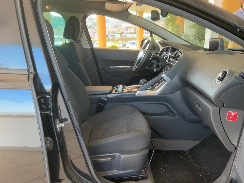 Peugeot 3008 2.0 HDi Hybrid4 2012 – снимка 16