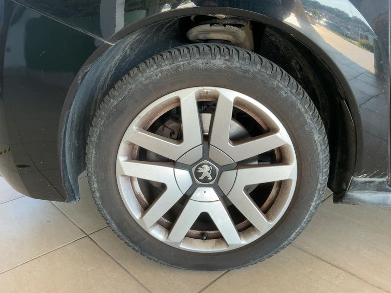 Peugeot 3008 2.0 HDi Hybrid4 2012 – снимка 3