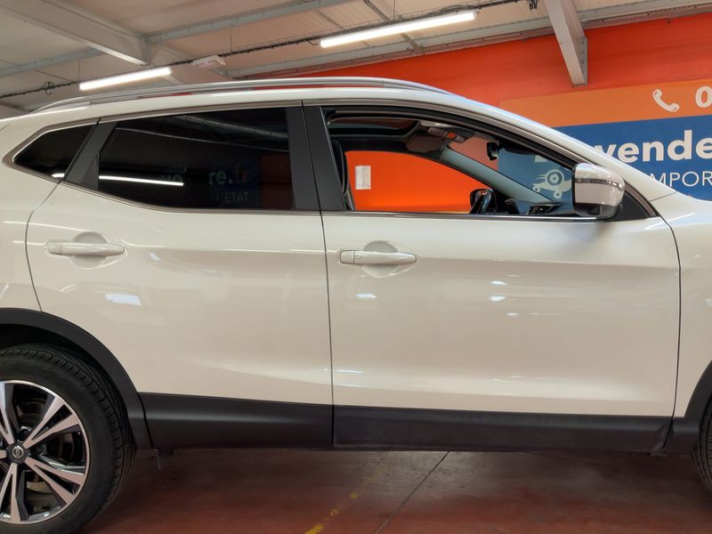 Nissan Qashqai 1.5 dCi Unique Edition — zdjęcie 7