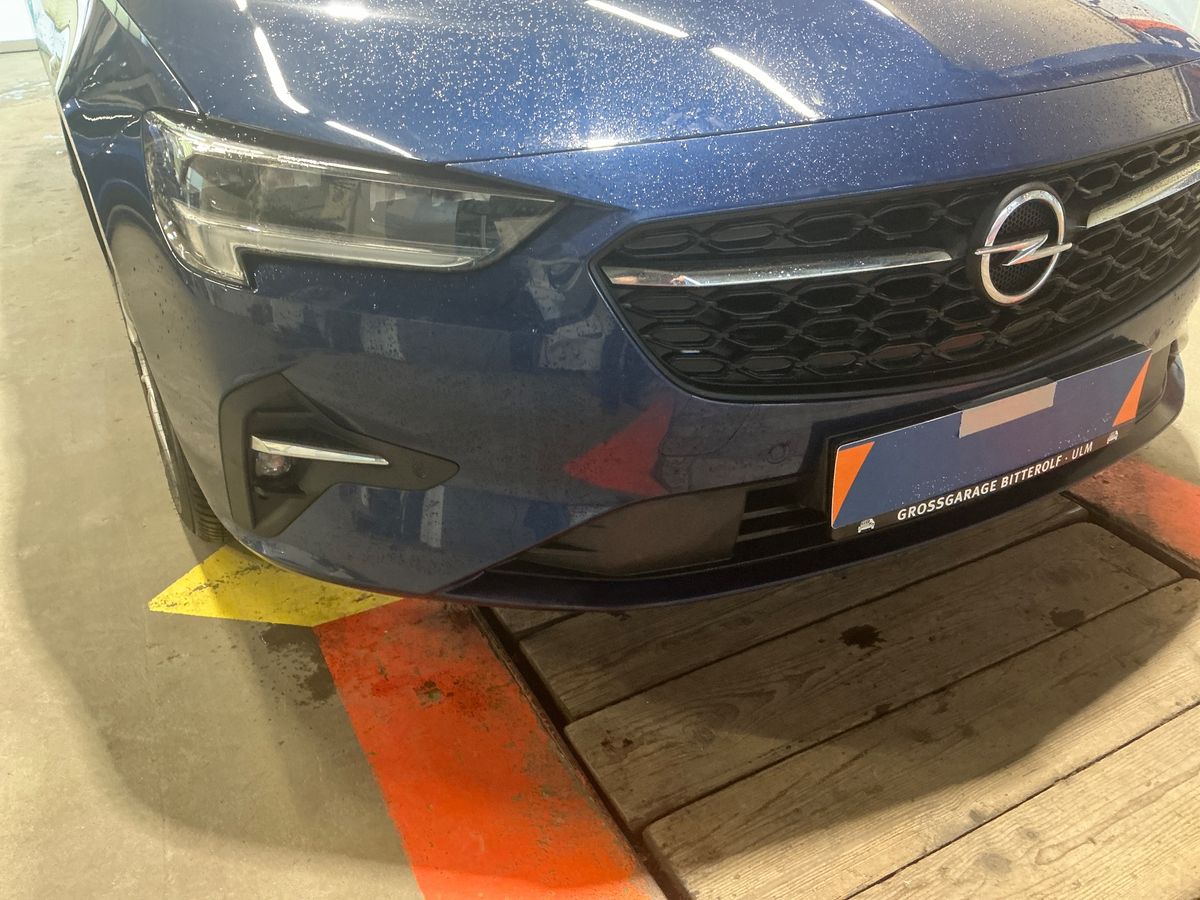 Opel Insignia 2020 — photo 36