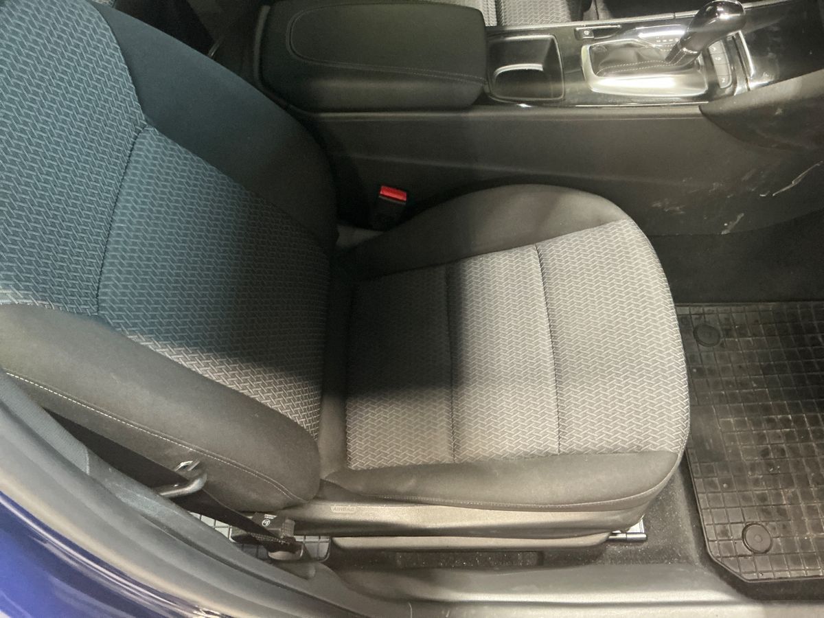Opel Insignia 2020 — photo 29