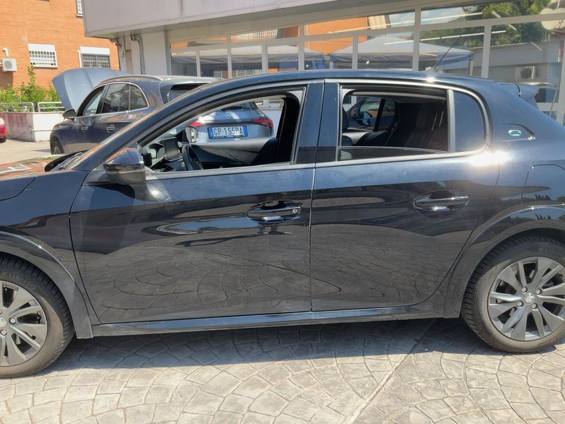 Peugeot 208 electric drive 100 kW Allure Pack 2021 – снимка 4