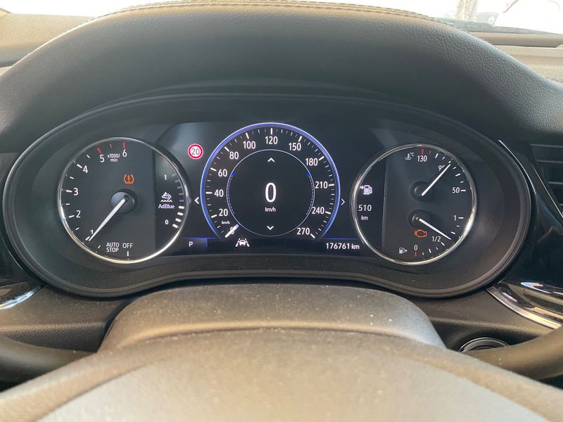 Opel Insignia Grand Sport 2.0 CDTI Business Elegance — zdjęcie 13
