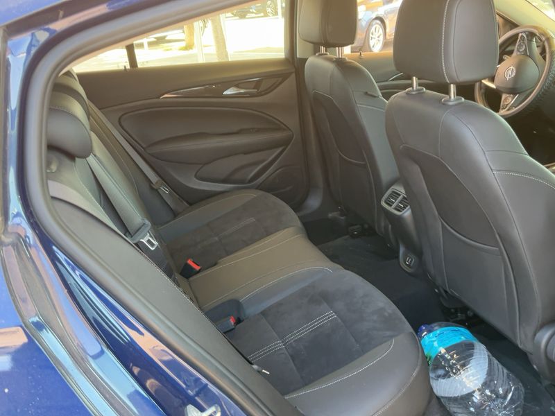 Opel Insignia Grand Sport 2.0 CDTI Business Elegance — zdjęcie 14