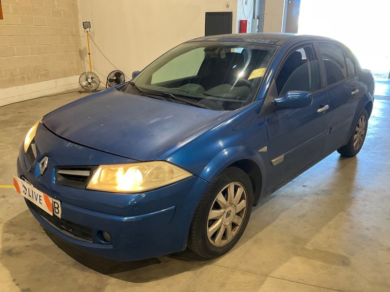Renault Megane 2.0 dCi Dynamique Confort — zdjęcie 1