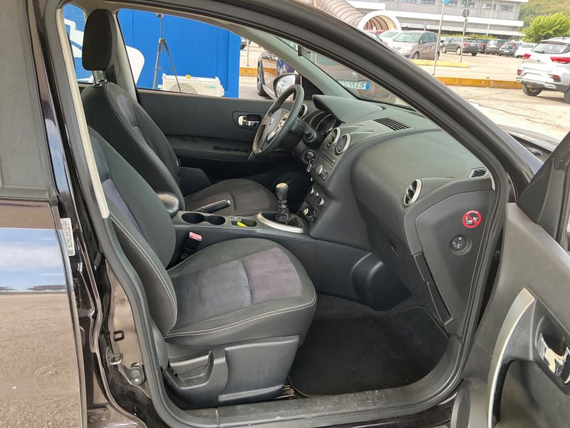 Nissan Qashqai 1.6 dCi Visia — zdjęcie 3