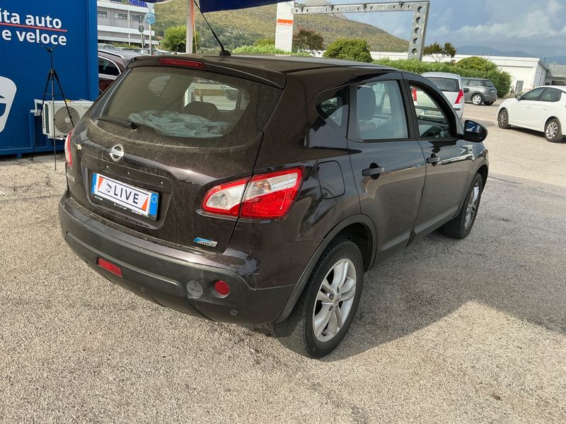 Nissan Qashqai 1.6 dCi Visia — zdjęcie 2