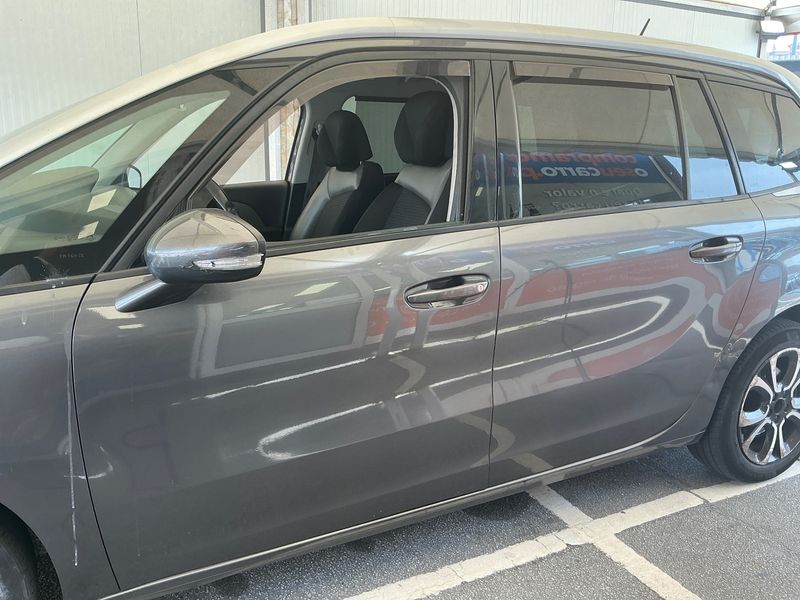 Citroen C4 Grand Spacetourer 1.5 Blue-HDi Business + — zdjęcie 4