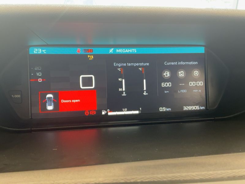 Citroen C4 Grand Spacetourer 1.5 Blue-HDi Business + — zdjęcie 13