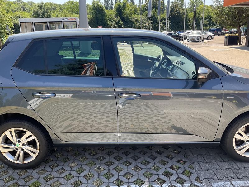 Skoda Fabia 1.0 TSI Ambition — zdjęcie 7