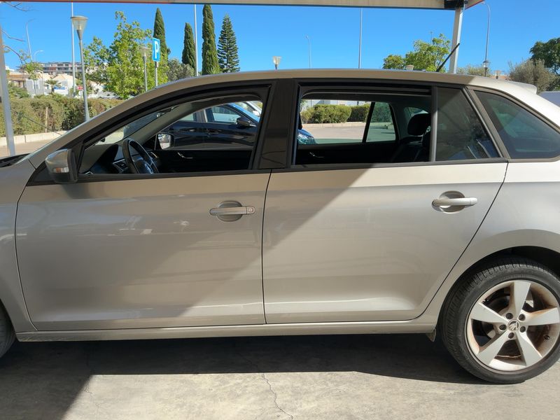Skoda Rapid Spaceback 1.4 TDI Style 2016 – снимка 4