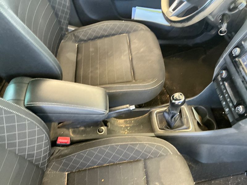 Skoda Rapid Spaceback 1.4 TDI Style 2016 – снимка 29