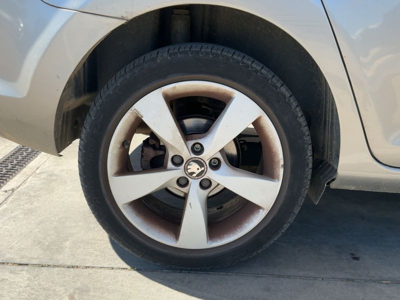 Skoda Rapid Spaceback 1.4 TDI Style 2016 – снимка 9