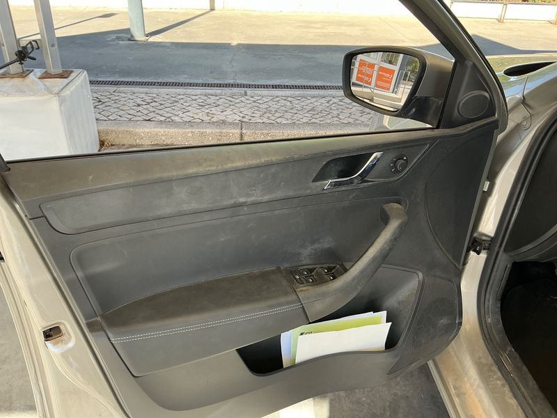 Skoda Rapid Spaceback 1.4 TDI Style 2016 – снимка 34