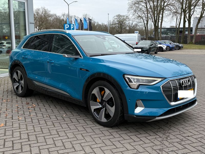 Audi e-tron 55 quattro Advanced — zdjęcie 4