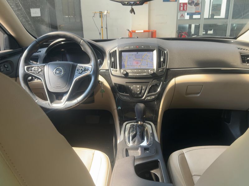 Opel Insignia Country Tourer 2.0 CDTI Basis — zdjęcie 12